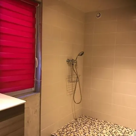 Majorelle Groupama Lyon Apartment *